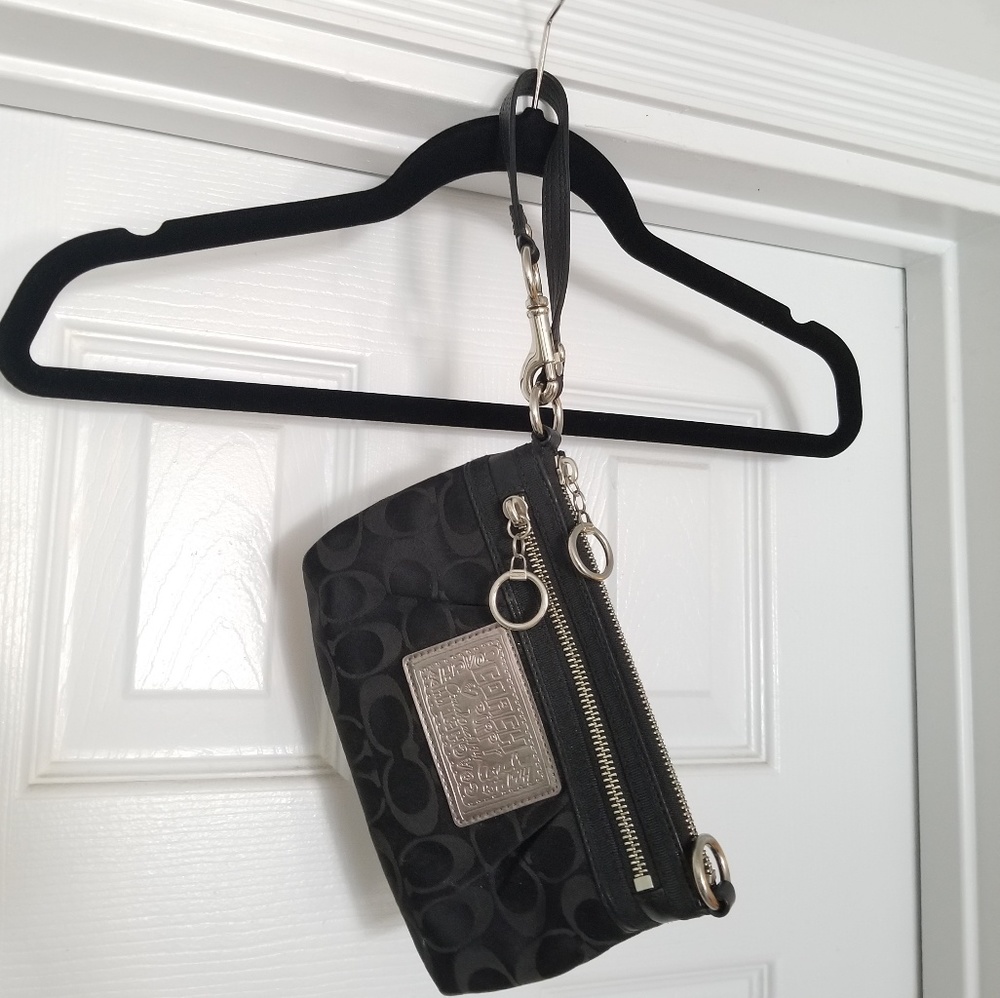 Authentic Coach Poppy Wristlet